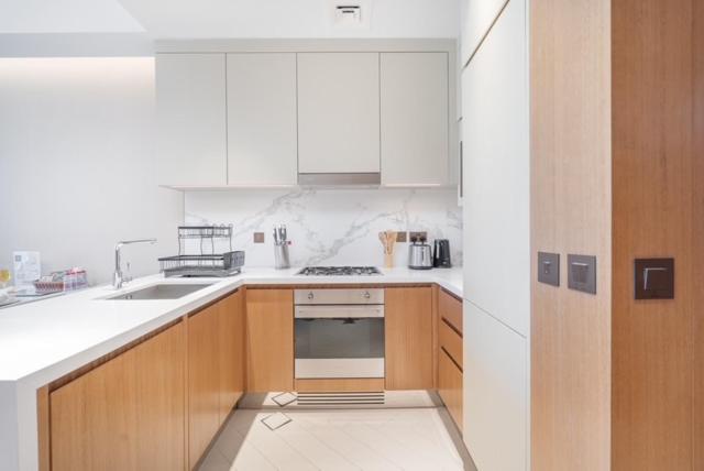 Luxurious In The Address Residences Opera Burj Khalifa Minutes Away From Mall Apartment